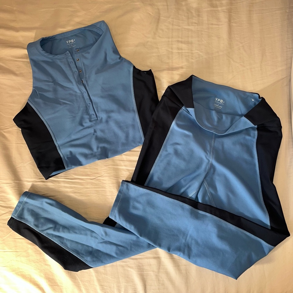 Abercrombie & Fitch Activewear Blue and Black Crop Top and Leggings